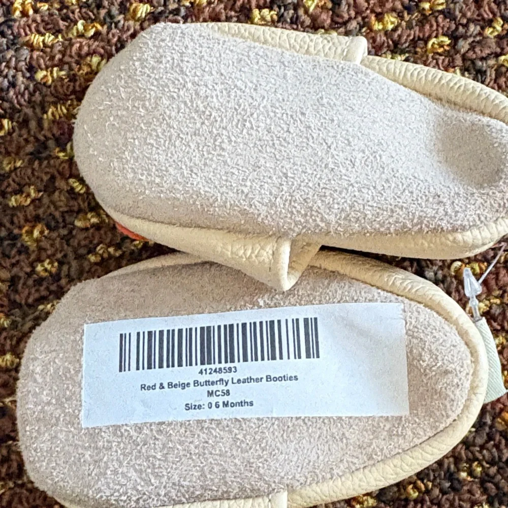 Butterfly Design Leather Butterfly Booties size 0-6 months brand new!